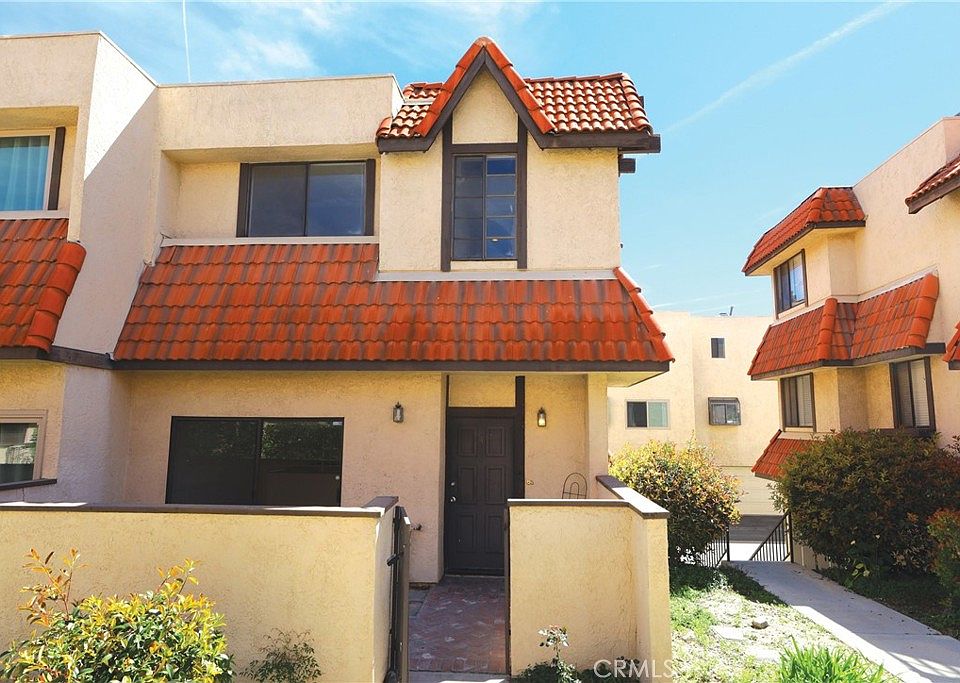 1st image of 27623 Nugget Dr APT 4