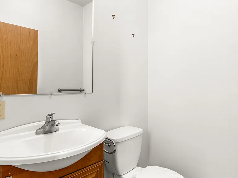 1140 Ocean Shores Blvd SW — Photo 17