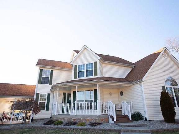 4th image of 1016 Hawks Nest Ln