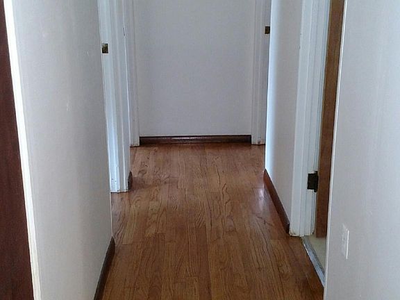 HALLWAY TO 3 BEDROOMS AND BATHROOM
