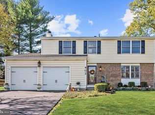 402 Rock Lodge Rd, Gaithersburg, MD 20877