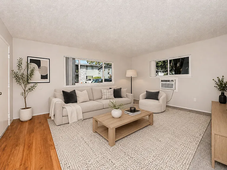 Winchester Place Apartments — Photo 13