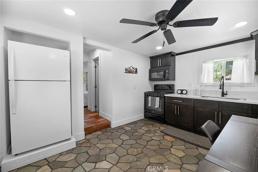 1 bed, 544 sqft, $1,850 — Photo 3