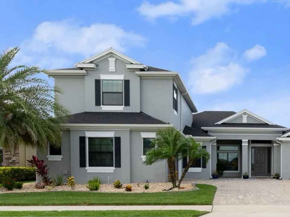 7699 Kerrington Dr