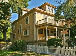 2235 NW Irving St, Portland, OR 97210