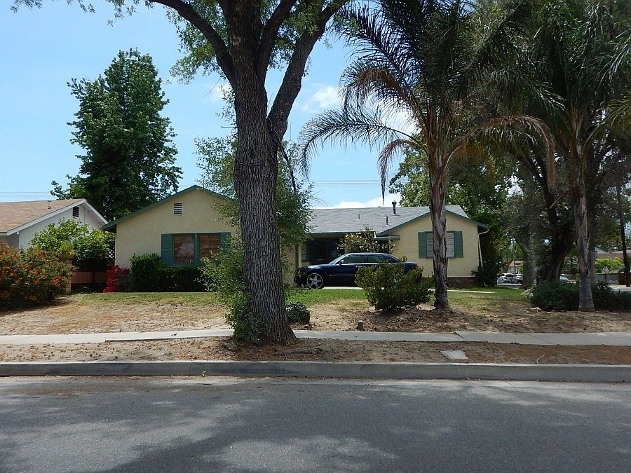 1st image of 6723 Woodlake Ave