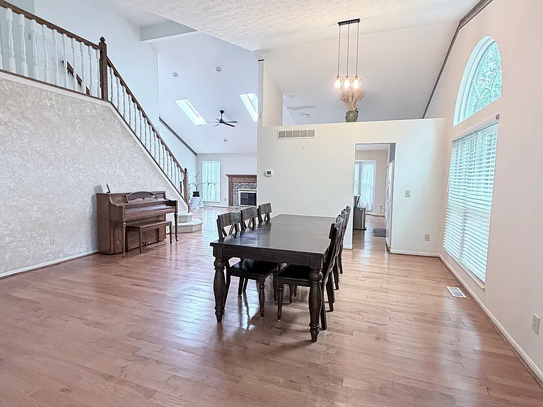 6112 Tarn Cir — Photo 8
