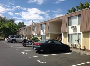 1105 S 1st St APT A12, Hermiston, OR 97838