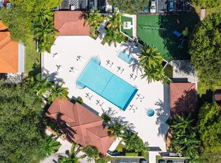 Charlestowne, Miami, FL 33186