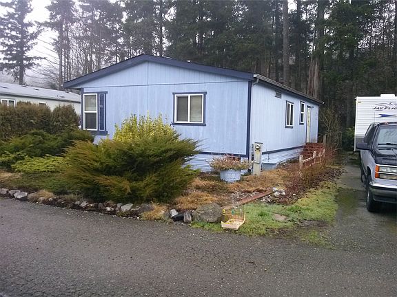 2nd image of 5307 State Highway 303 NE Trlr 106