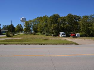 1106 S Topeka Ave, Lyndon, KS 66451