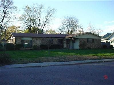 1st image of 2704 Hillside Ave