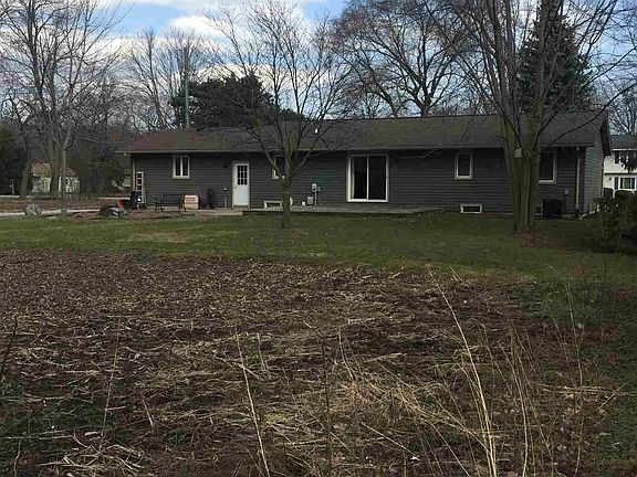 5th image of 45989 Brentwood St