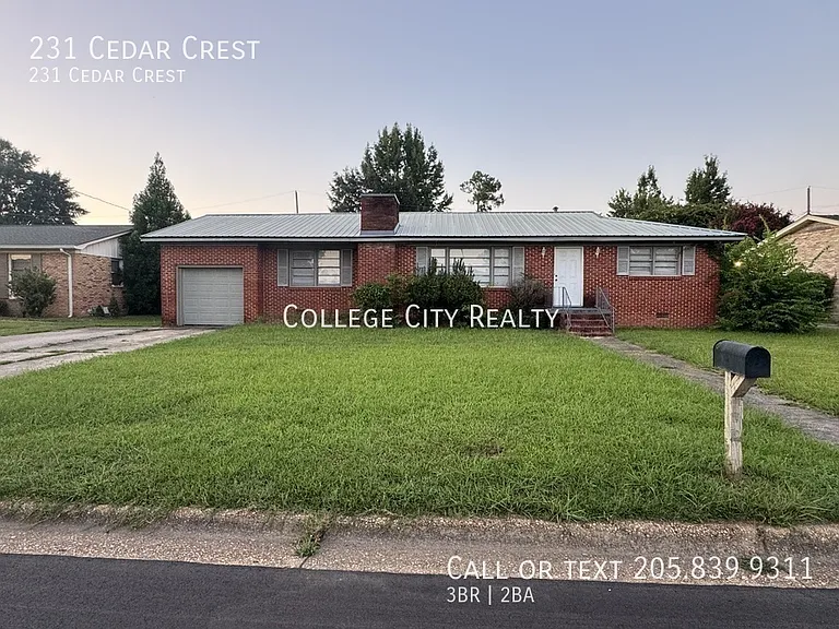 231 Cedar Crst — Photo 1