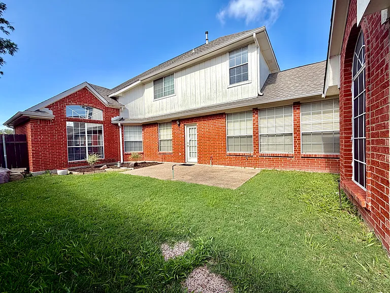 4251 Millview Ln — Photo 26