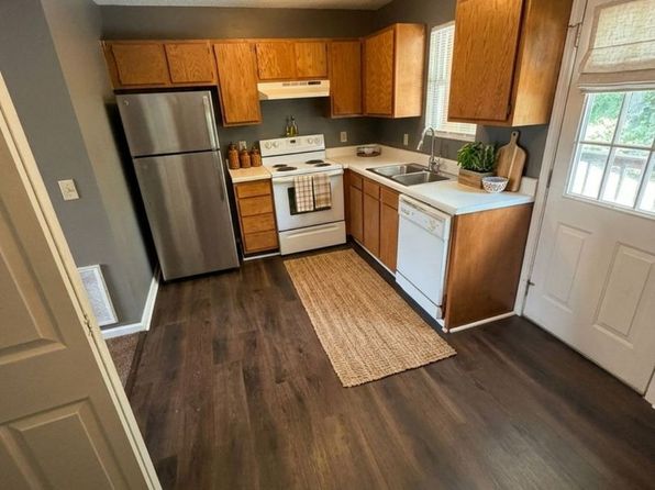 131 Bob Fitz Rd #6