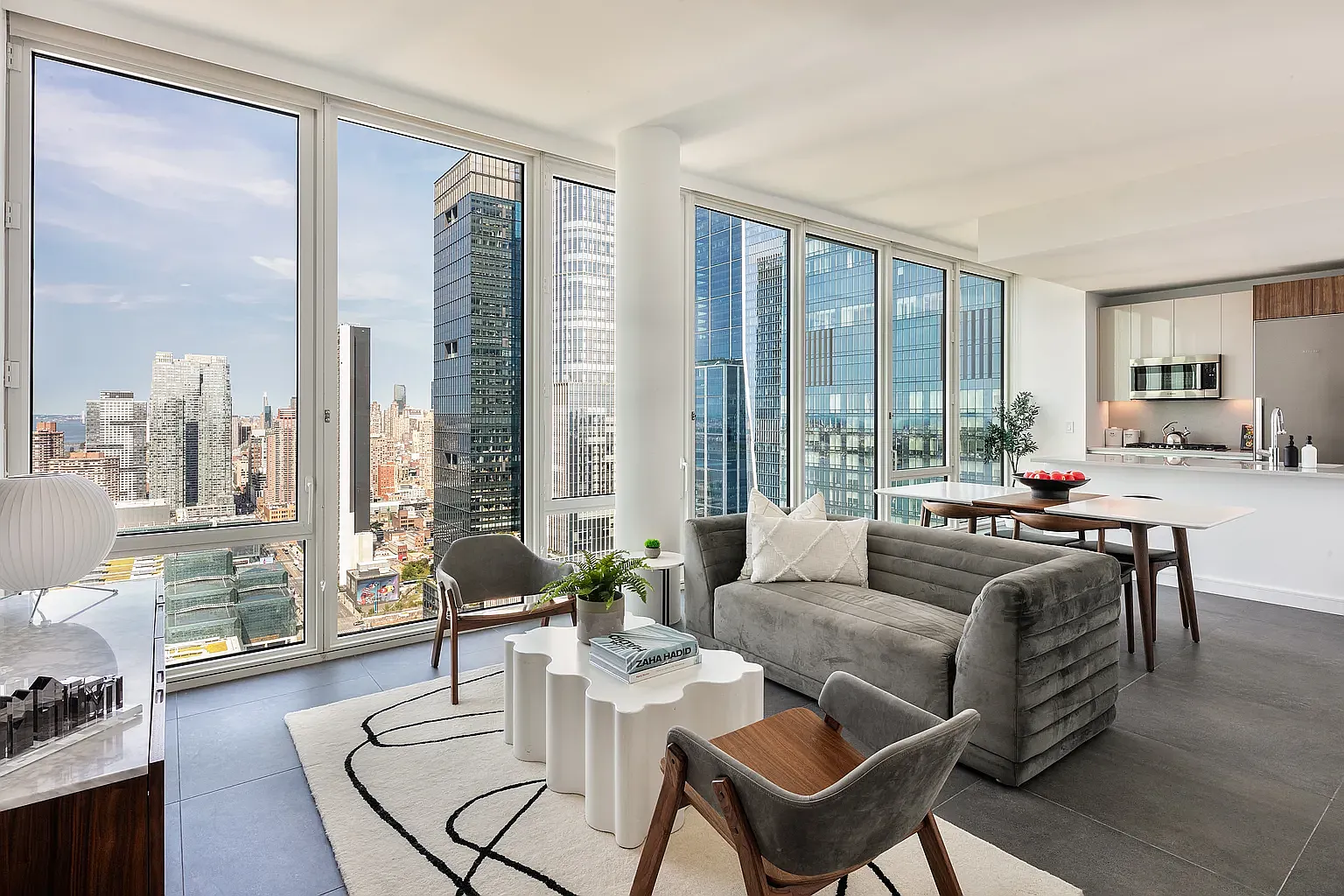 606 West 30th Street — Photo 1