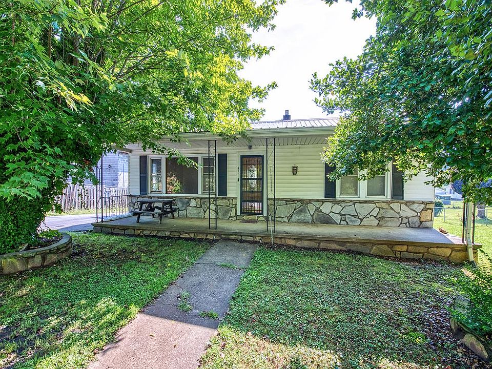 1st image of 43 Tarheel Dr