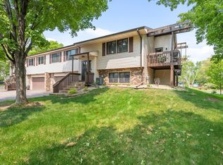 11879 Undercliff St NW, Coon Rapids, MN 55433