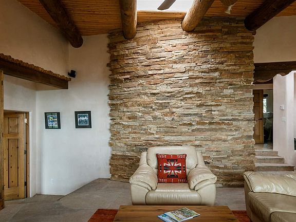 4th image of 134 Camino Acote