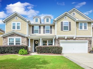 6180 Sparkling Cove Ln, Buford, GA 30518