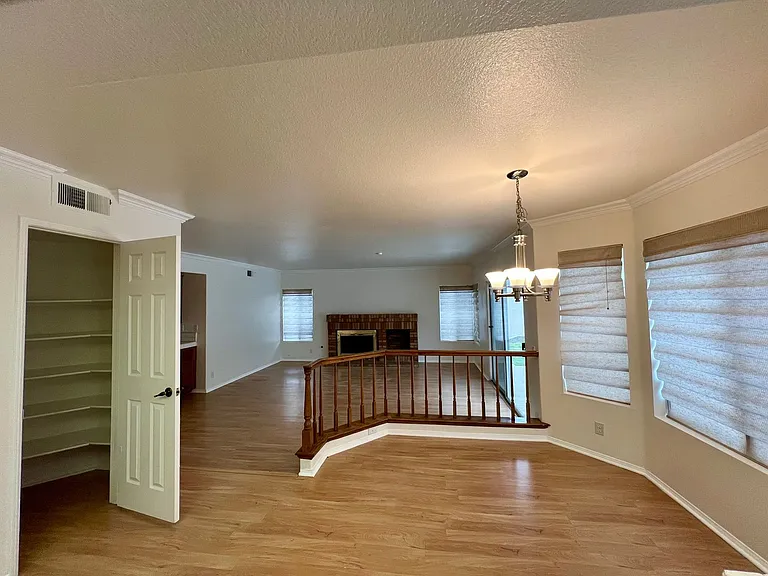 13940 Annandale Ln — Photo 10