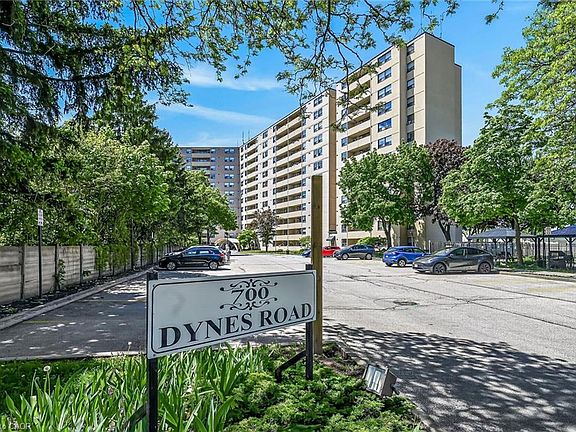 2nd image of 700 Dynes Rd #101