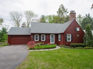 732 Mountain Rd, West Hartford, CT 06117