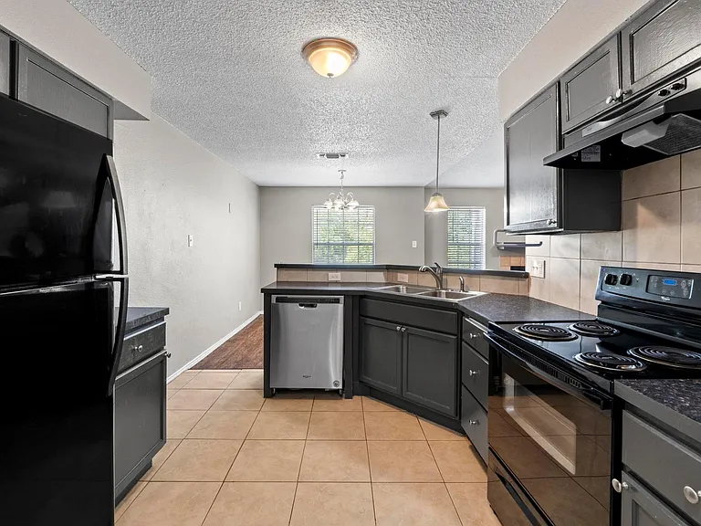 4208 Duval Rd #C — Photo 11