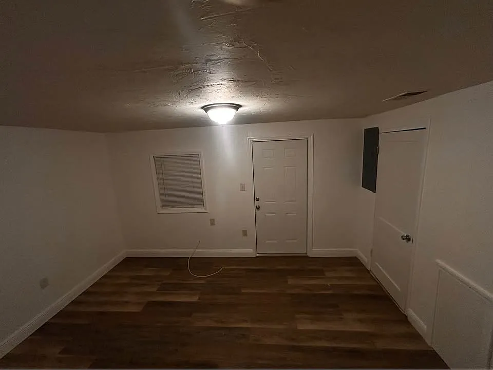 2 bed, $1,175 — Photo 2