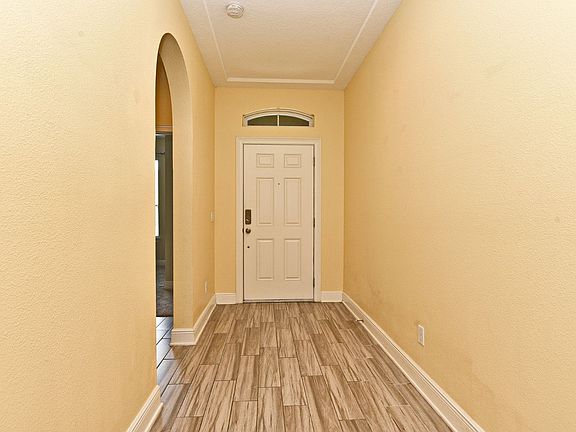 3rd image of 1170 Woods Landing Dr