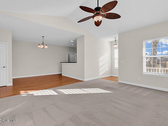 4th image of 1023 Chadsey Lake Drive