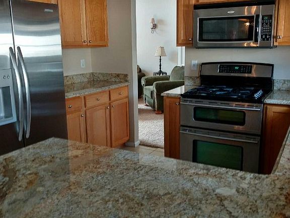 Kitchen upgrade w/granite countertops
						:
						Brand name stainless steel appliances included w/ sale + front ld washer/dryer