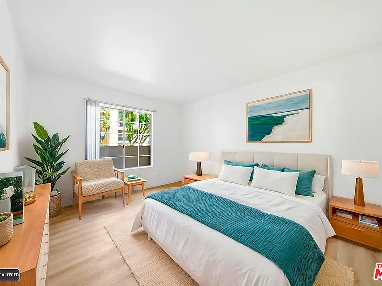 5530 Owensmouth Ave #133 — Photo 13