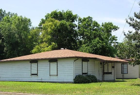 2nd image of 1001 14th Ave N