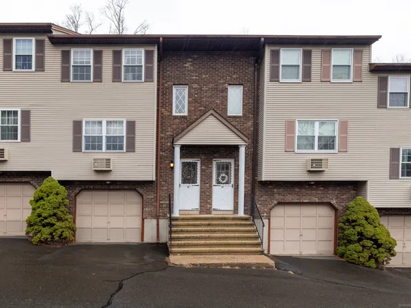 36 Willis Street APT 4A, Bristol, CT 06010