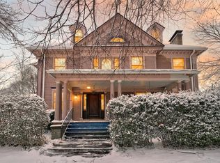 2 Thayer St, Rochester, NY 14607