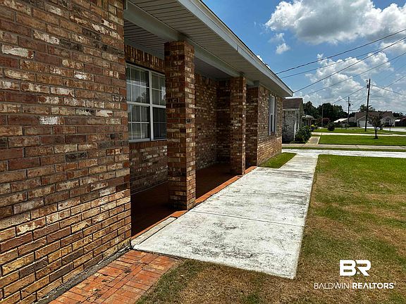 5th image of 506 W Ariel Ave
