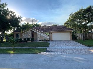 457 SW 169th Ter, Weston, FL 33326