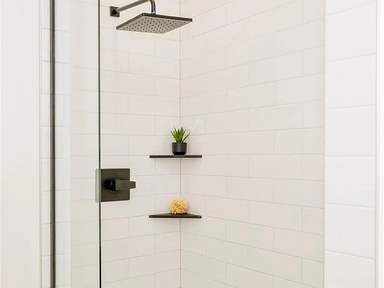 2105 S Galapago St #12 — Photo 28