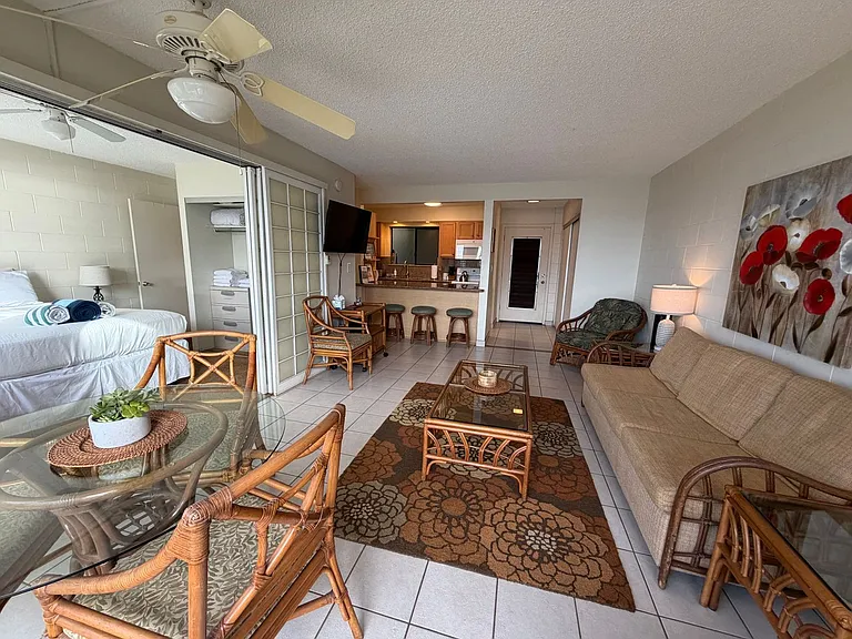 280 Hauoli St #A6 — Photo 4