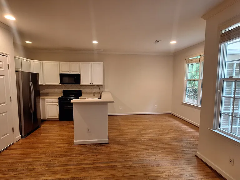 4633 Malone Ct — Photo 12