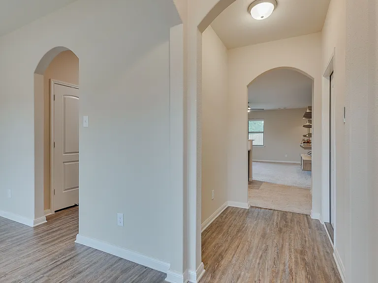1517 Hill Top Ct — Photo 19