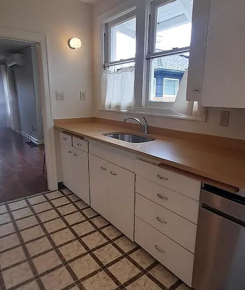 3732 SE 72nd Ave — Photo 5