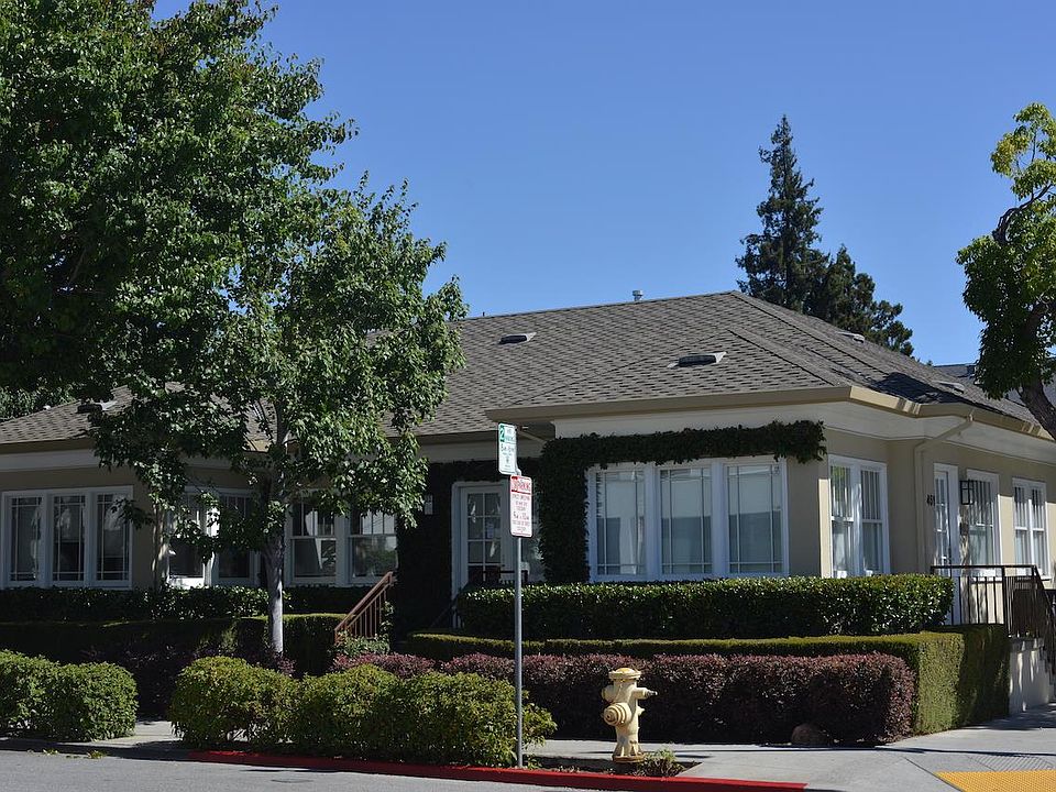 1st image of 451 Lytton Ave