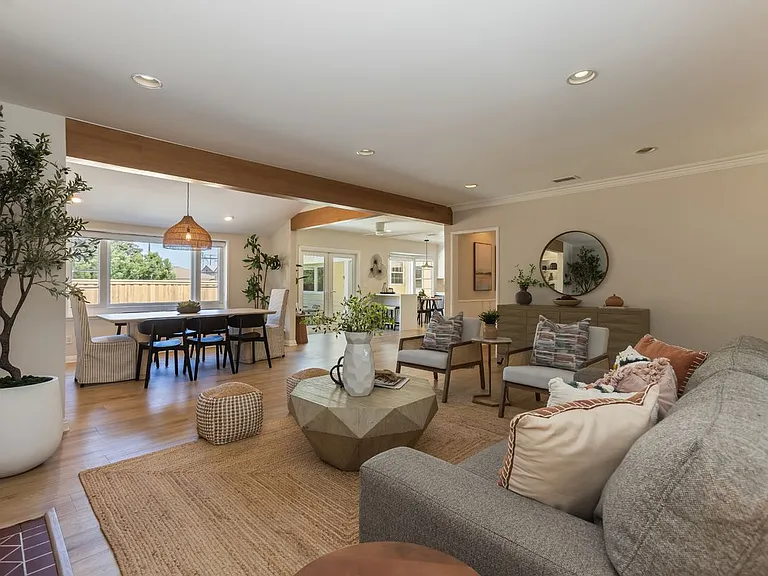 3544 Gardenia Ave — Photo 28