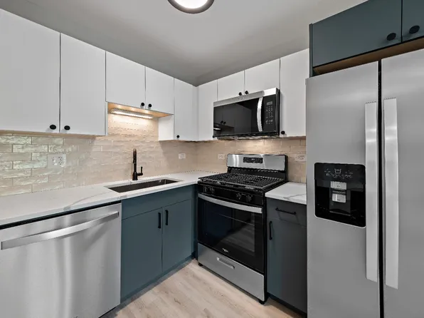 5616 N Washtenaw Ave, Chicago, IL