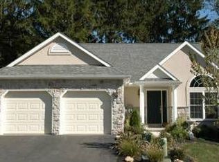 1839 Windsong Ln, Lancaster, PA 17602