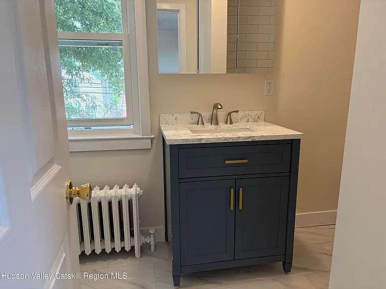56 Cedar St #2 — Photo 12