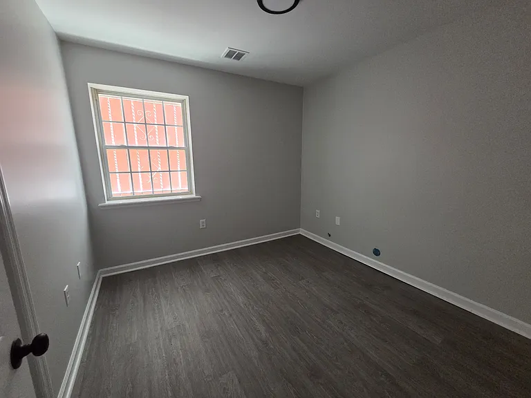 124 2nd St #1 — Photo 6